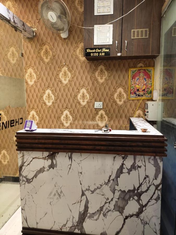 Hotel Chhavi Ujjain Buitenkant foto